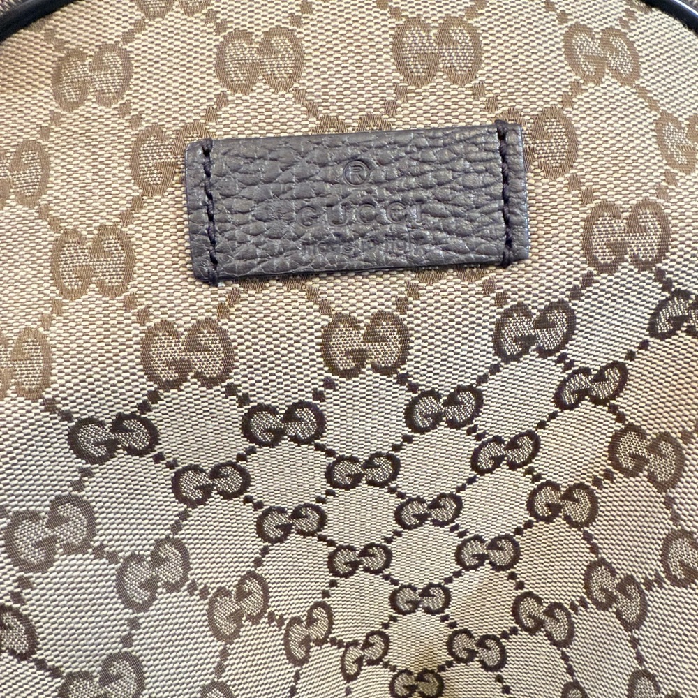 Gucci Tan and Brown Monogram Bag - Picture 5 of 9
